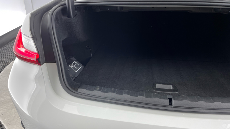 BMW 3 Series 330e M Sport 4dr Step Auto Saloon